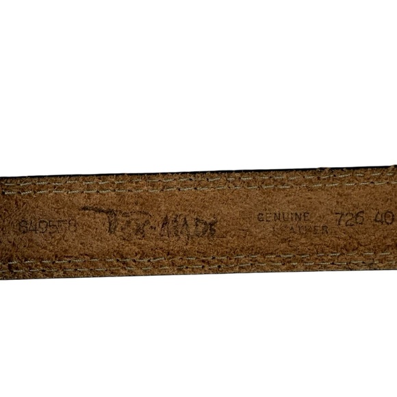 Stylish Tan Leather Belt for Men - Picture 7 of 10